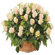 Basket of roses for an anniversary of 55 years