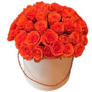 Orange roses in a hat box