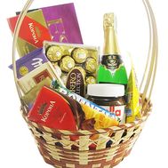 Gift basket of sweets