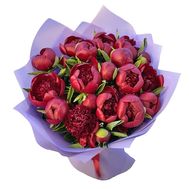 Mono bouquet of peonies
