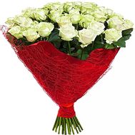 43 white roses