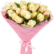 21 cream-colored roses