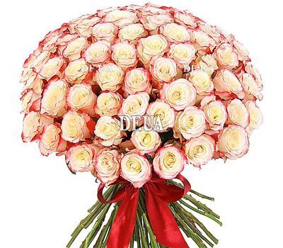 Large bouquet of roses