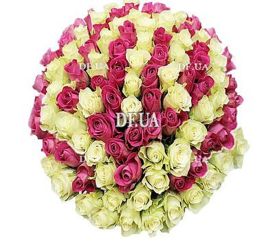 Large bouquet of fresh roses