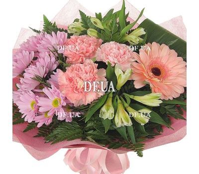 Bouquet of flowers for mom on birthday