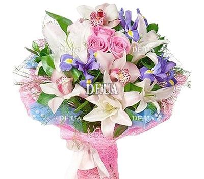 Bouquet to the girl