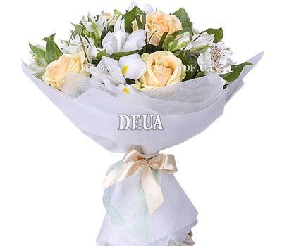 Bouquet of roses and alstroemerias