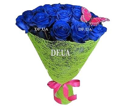 Bouquet of blue roses
