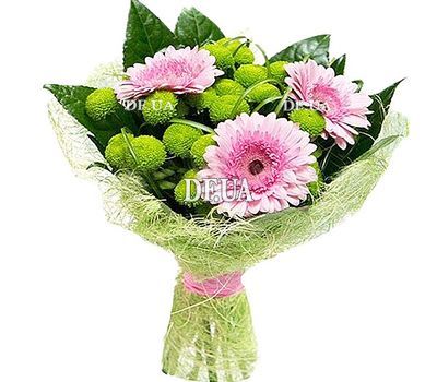 Interesting bouquet of flowers