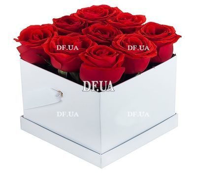 Box with roses