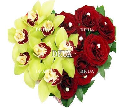 Heart of real flowers