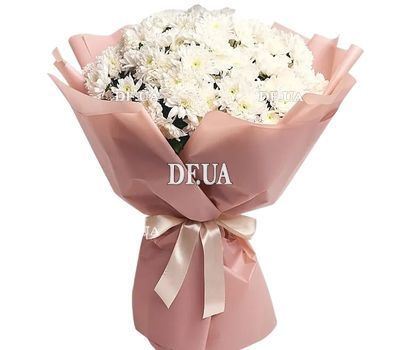 Bouquet of white chrysanthemums