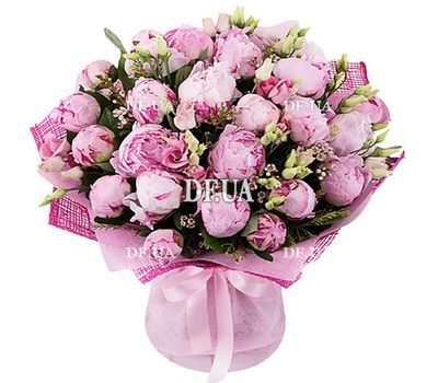 Bouquet of pink peonies