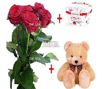 Bouquet of roses and rafaello and teddy bear