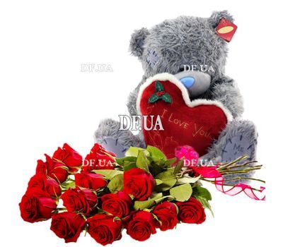 Bear with a bouquet of roses