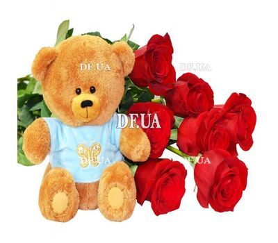 Розы и плюшевый мишка