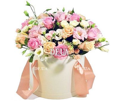 Bouquet in a Hat Box