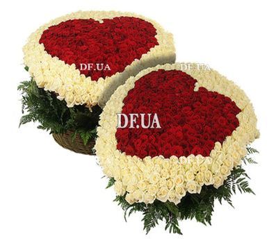 Два сердца по 501 розе - ты и я