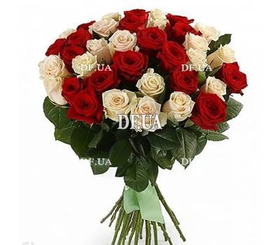 Bouquet of red and cream roses