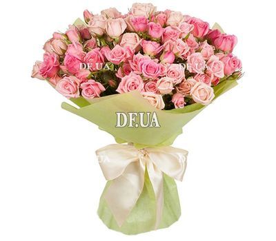Bouquet of short bush roses
