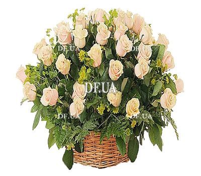 Basket of roses for an anniversary of 55 years