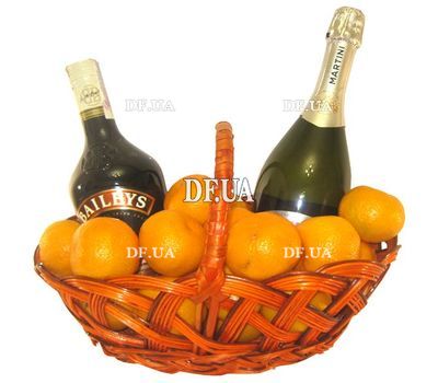 Basket of champagne, liqueur and tangerines