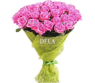 Delicate pink roses