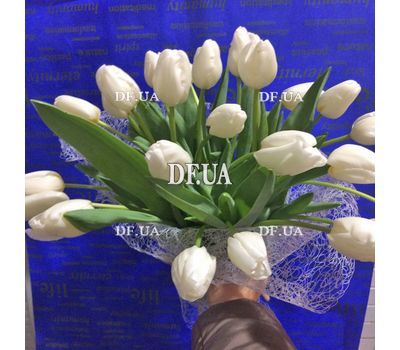 White tulips in a bouquet - view 1