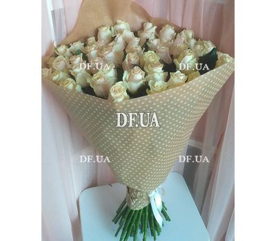 Bouquet 51 cream-colored roses - view 1