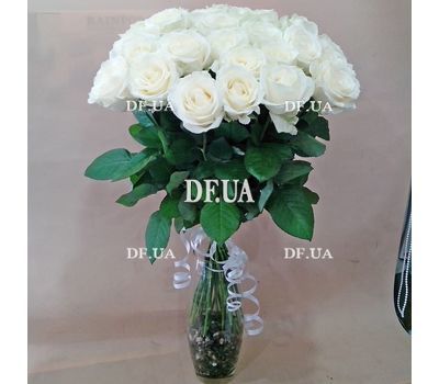 Bouquet of flowers of white roses - view 3