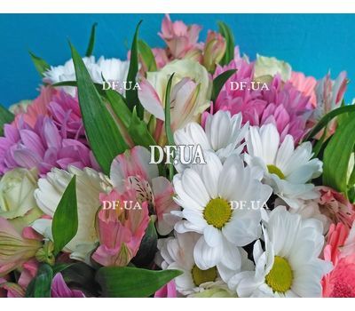 Bouquet of flowers for a girl on her birthday - view 3