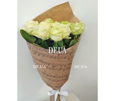 Bouquet of 15 roses in craft - view 3