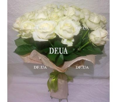 Bouquet of 17 roses - view 5