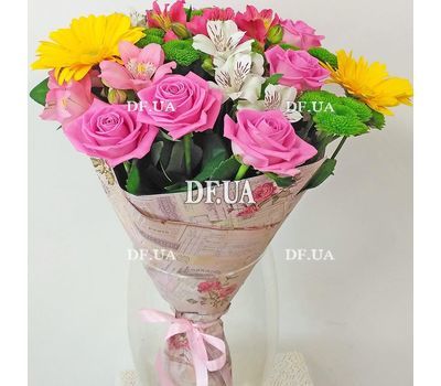 Bouquet of beautiful flowers - view 1