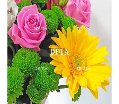 Bouquet of beautiful flowers - view 3