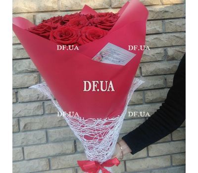 Popular bouquet of roses - view 2
