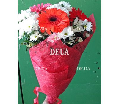 A real bouquet of flowers - view 2