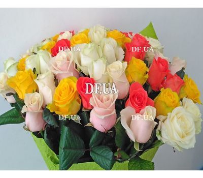 Bright bouquet roses - view 2