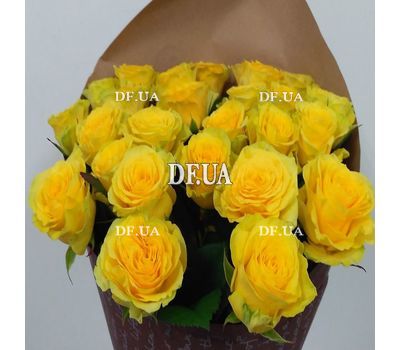 Yellow roses bouquet - wiev 2