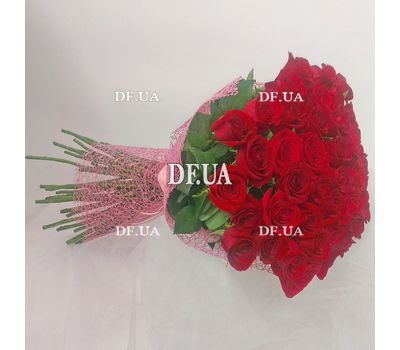 Bouquet of Dutch roses - view 1
