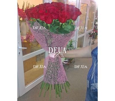 Bouquet of Dutch roses - view 2