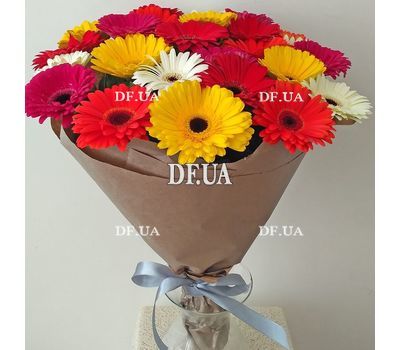 Bouquet of 25 gerberas - view 1
