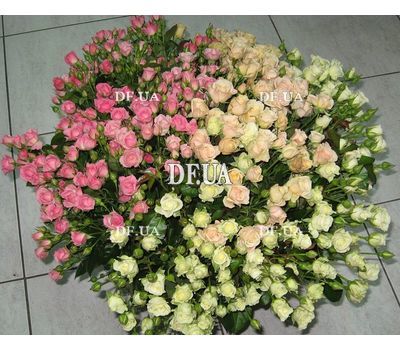 Bouquet from rose spray - view 1