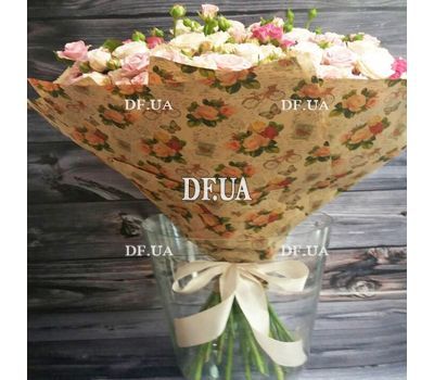 Bouquet from rose spray - view 2