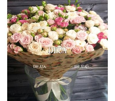 Bouquet from rose spray - view 3
