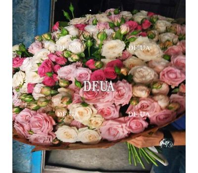 Bouquet from rose spray - view 5