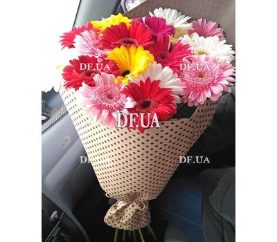 Bouquet with gerbera - view 1