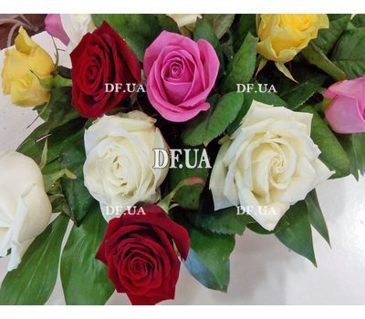 Basket of roses of different colors - view 3
