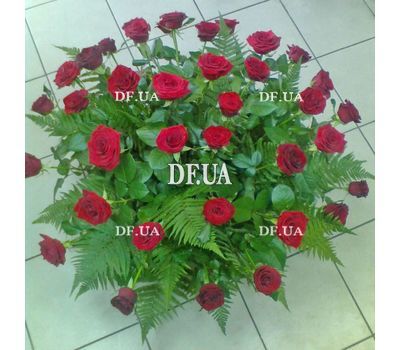 Basket of red roses - view 1