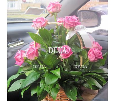 Basket of roses - view 1